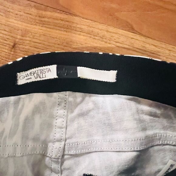 Giammbattista Valli collaborated with 7 for All Mankind trousers - Picture 10 of 11